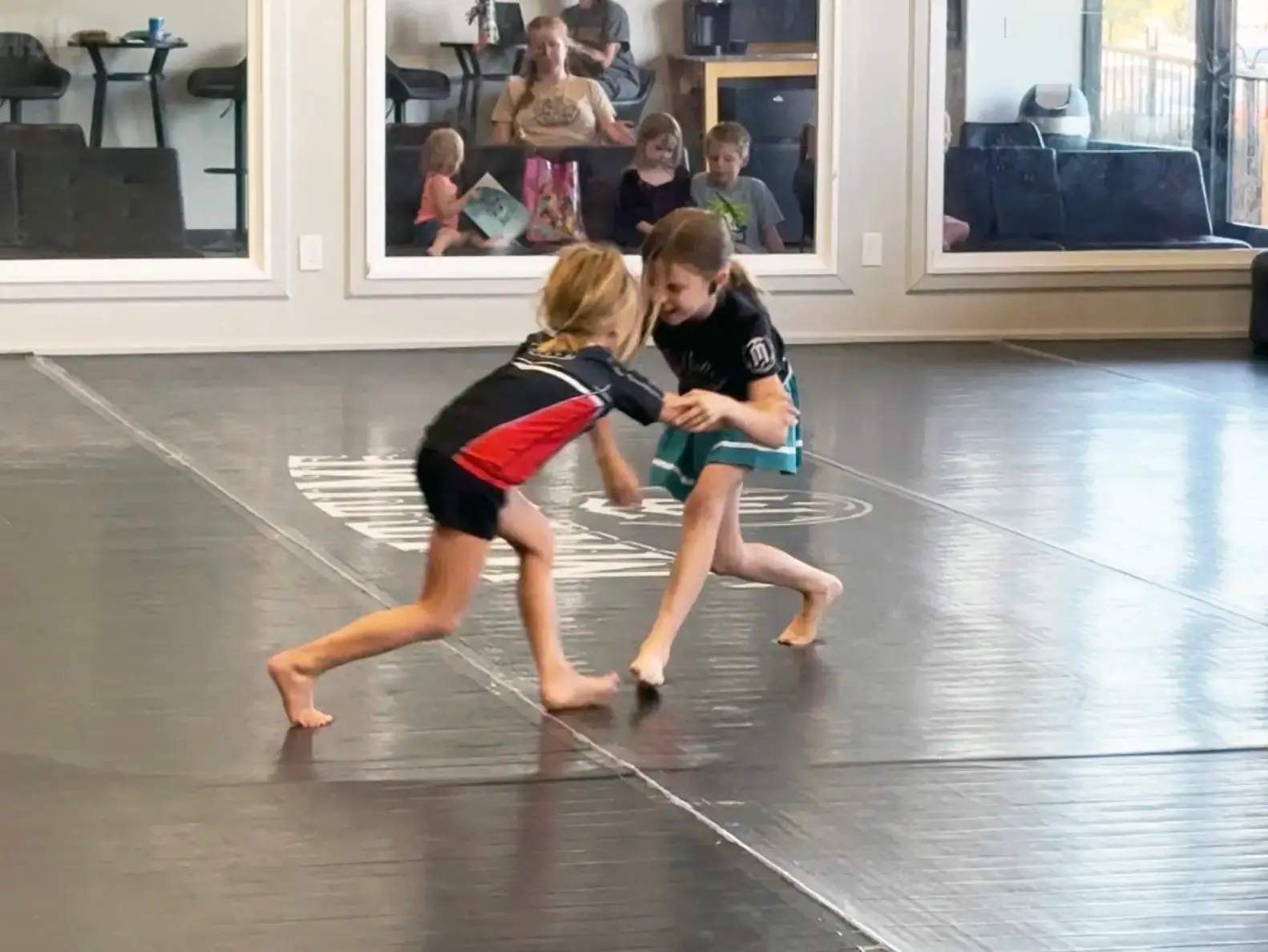 Girls grappling at MatTime